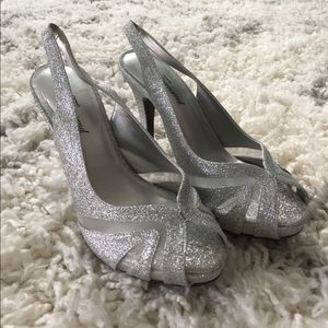 Lulu Townsend Natasha heels size 7.5