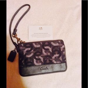 Coach Wristlet new never used