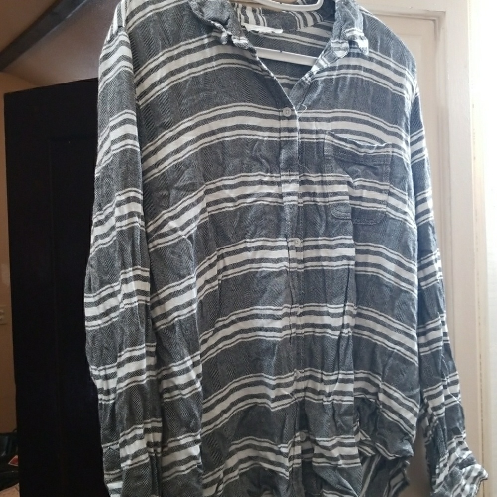 Button down blouse. Size xl