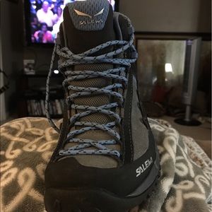 Salewa hiking boots women's