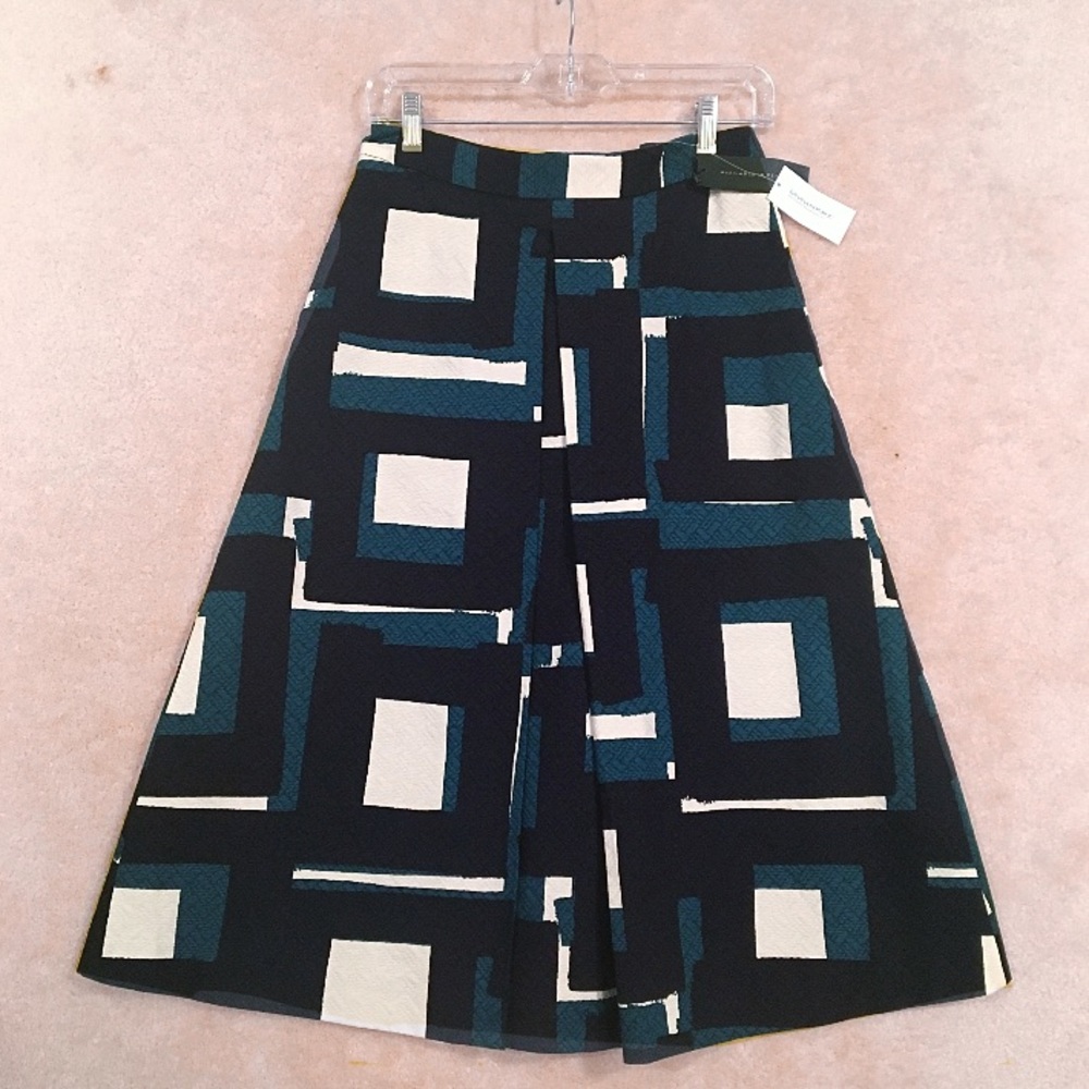 NWT Geometric Skirt
