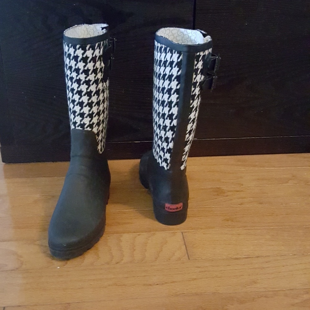 rain boots