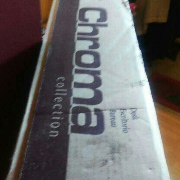 BRAND NEW STILL IN BOX, CHROMA COLLECTION COMPUTER - Picture 3 of 4