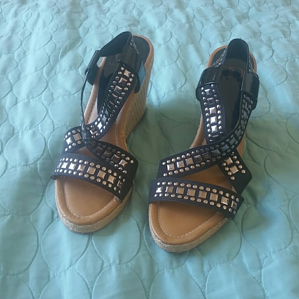 PRICE DROP Kelsi Dagger Studded Strappy Wedges