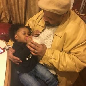 Meet your Posher, Emanuel