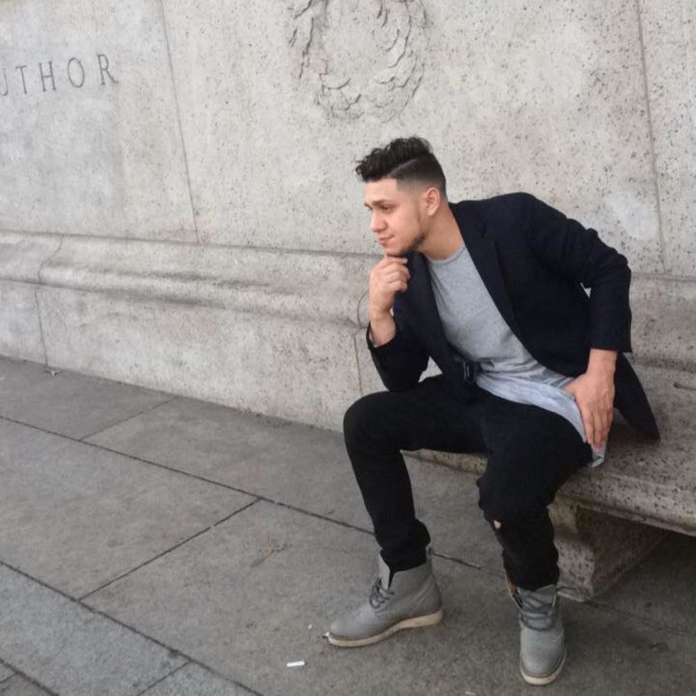 Meet your Posher, Julian