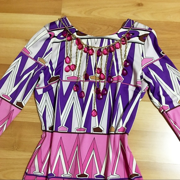 Gorgeous Pink Dangle Statement Necklace - Picture 5 of 5