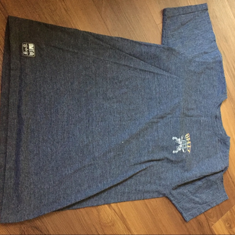 Omit tee - Picture 2 of 5
