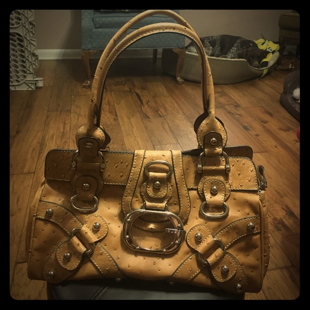 Beautiful ostrich leather GUESS handbag 👜