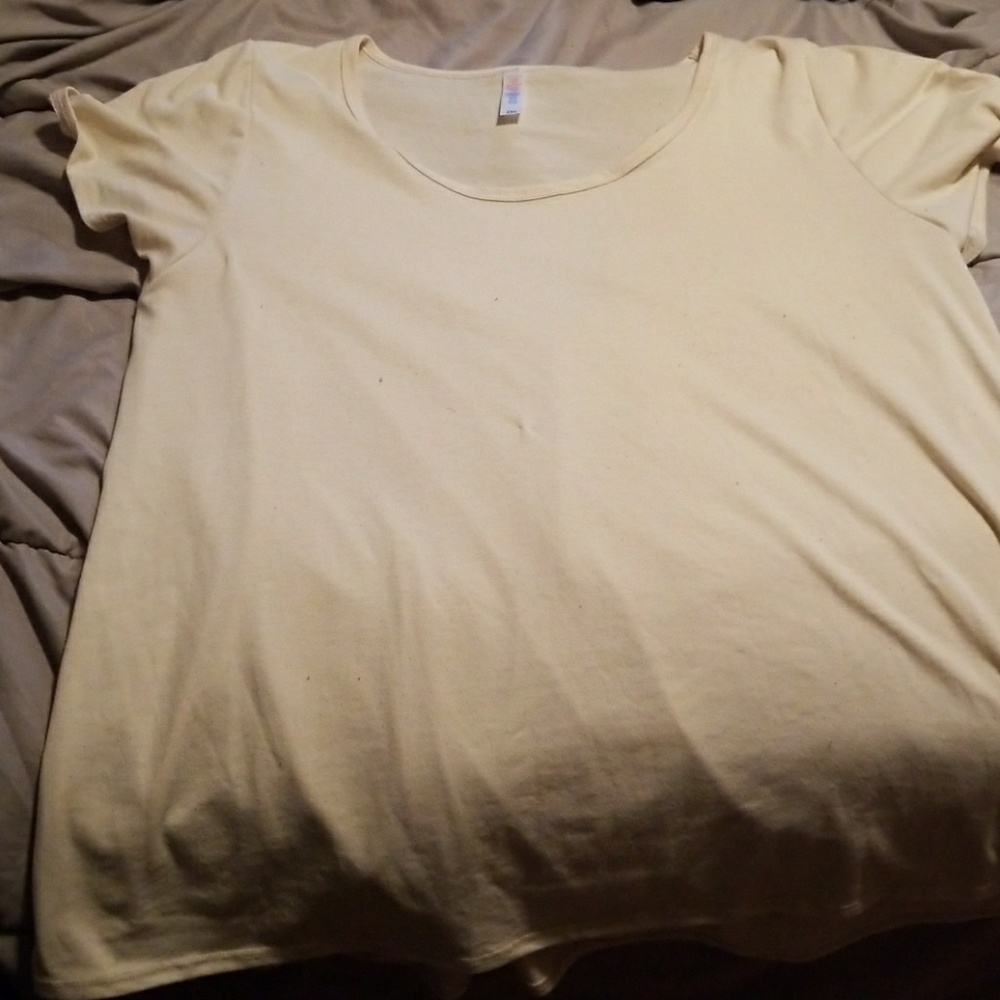 Lularoe 2xl classic tee