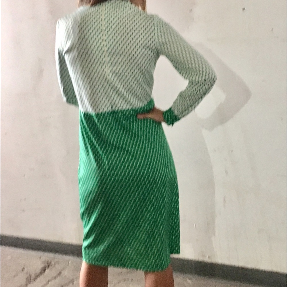 Green and white retro dress - Picture 2 of 7