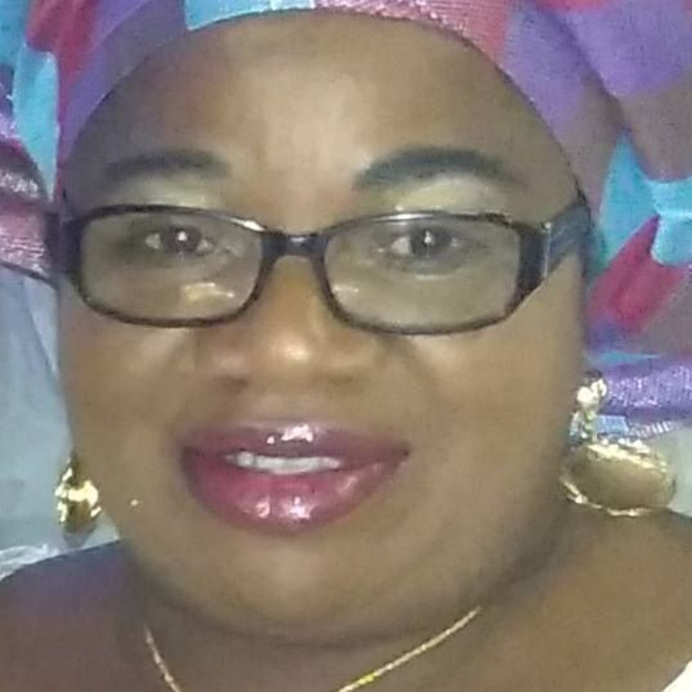 Meet your Posher, Laraba