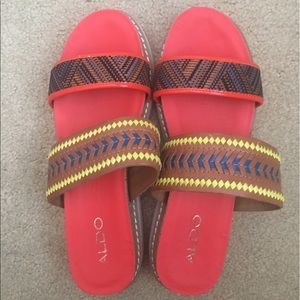 Aldo Sandals•
