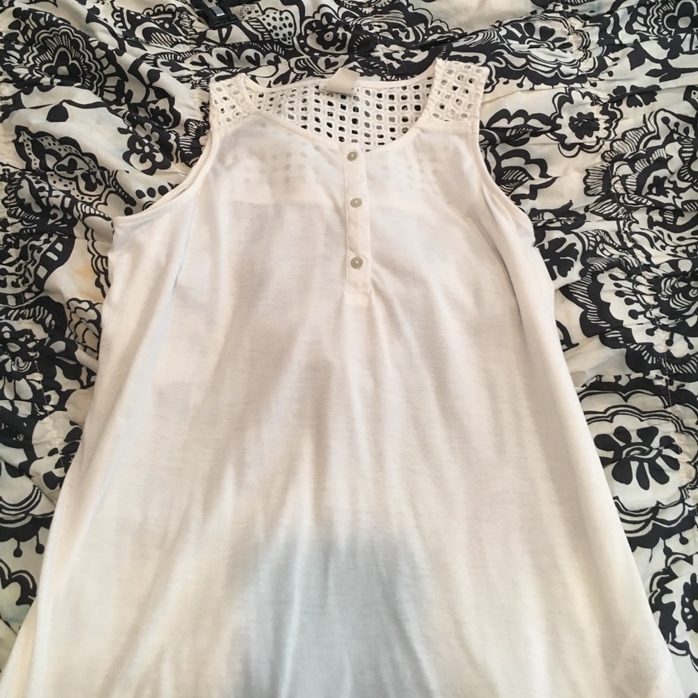 h&m cute white shirt