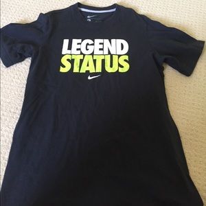 BOYS NIKE LEGEND STATUS TEE