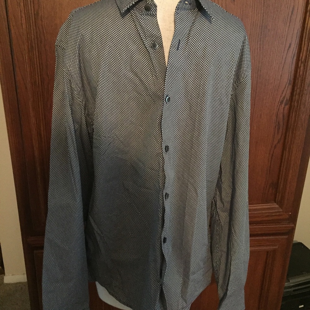 NWTS Express button down