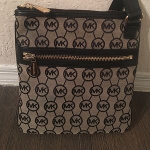 Michael Kors crossbody