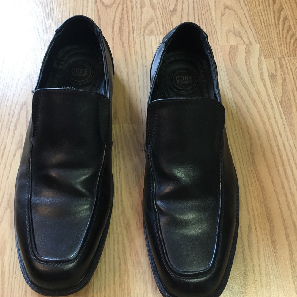 Men's black, comfy dress shoes size 9 M