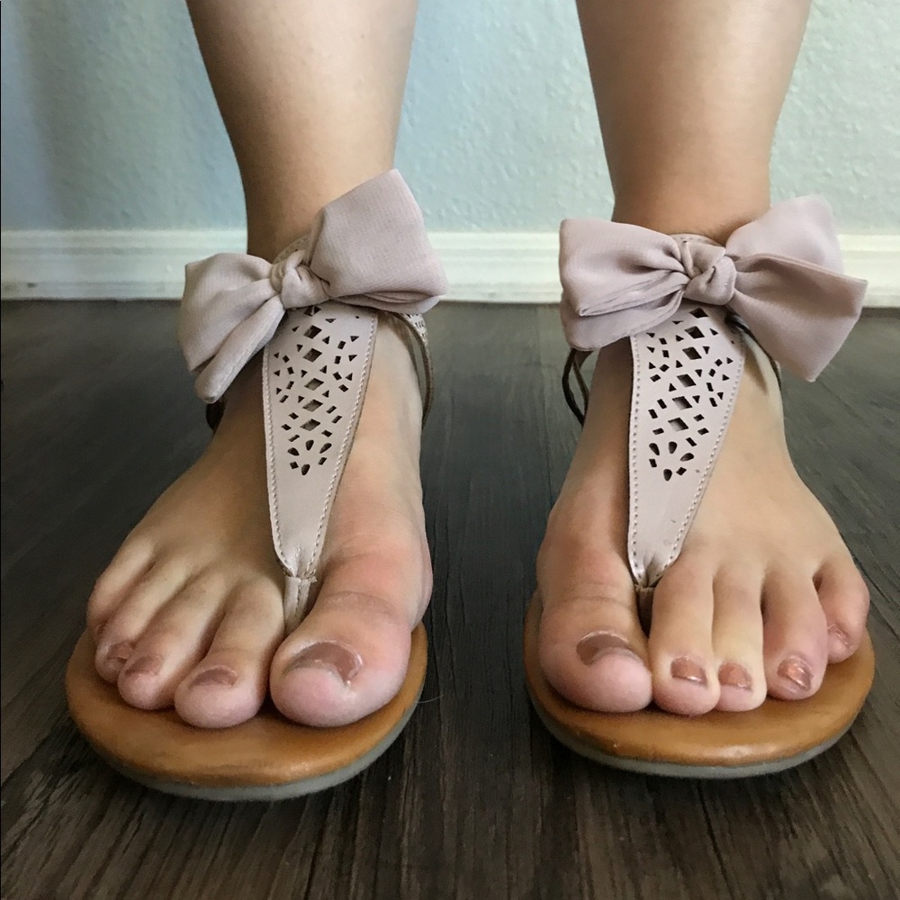 Tan Bow Gladiator Sandals