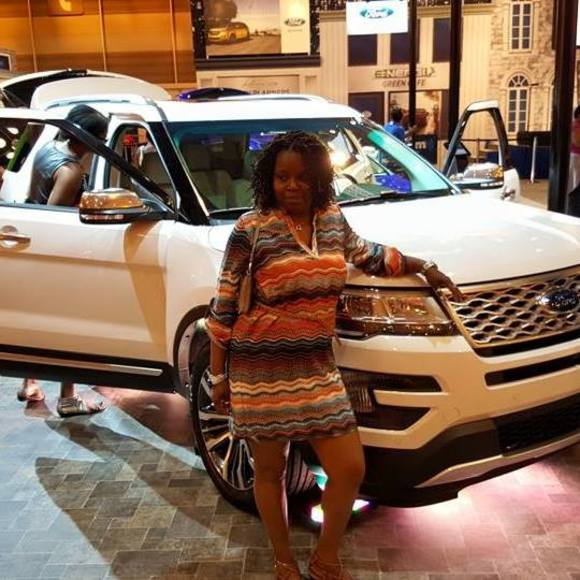 Meet your Posher, Sharonda - Picture 1 of 1