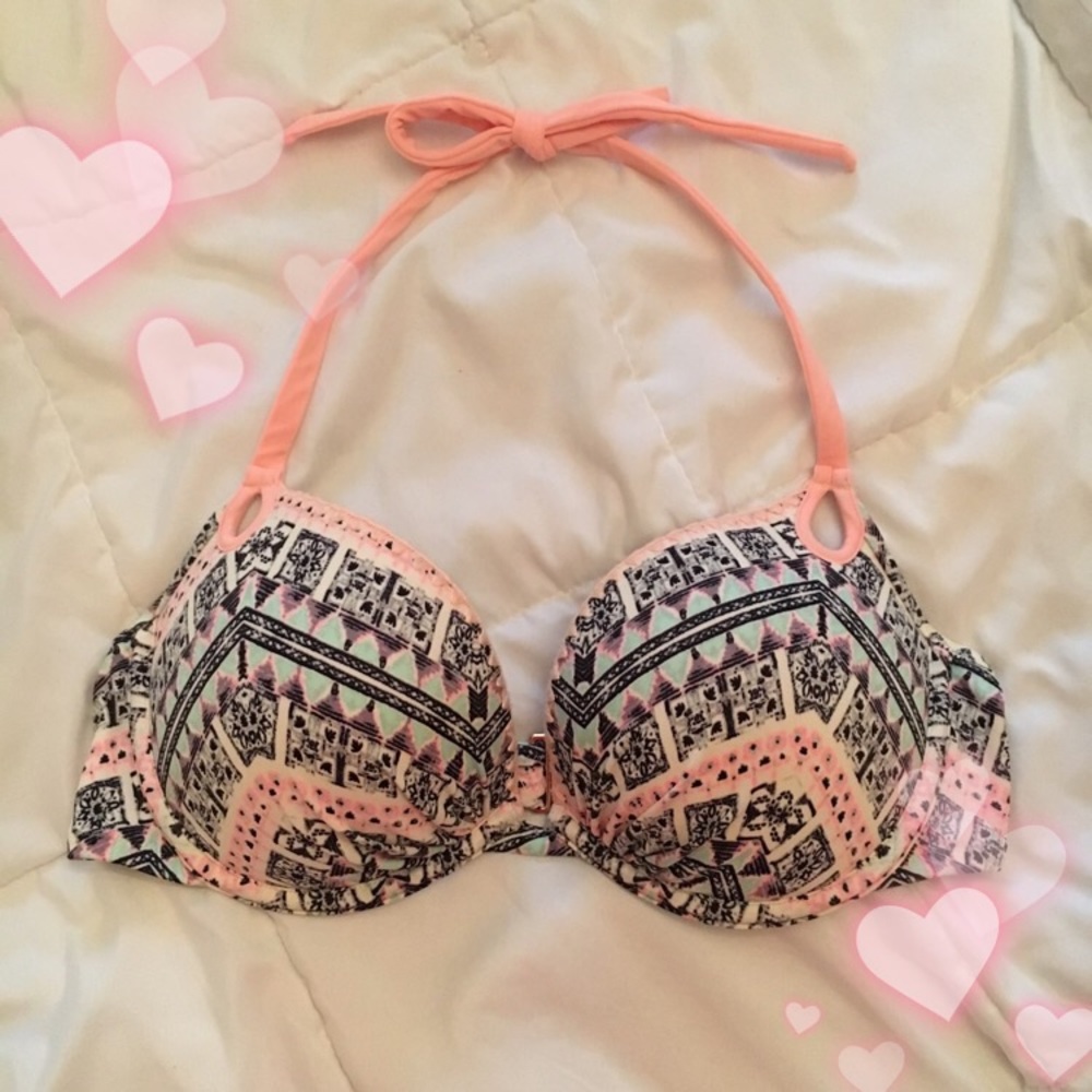 👙Gorgeous Push-Up Halter Bikini Top VS👙