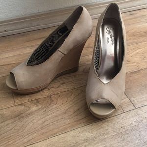 Seychelles Weathered Leather Peep-Toe Wedges