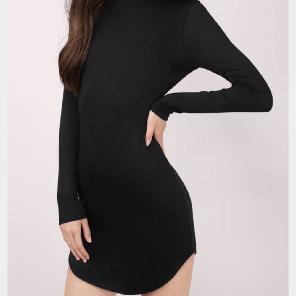 Long leave body con dress