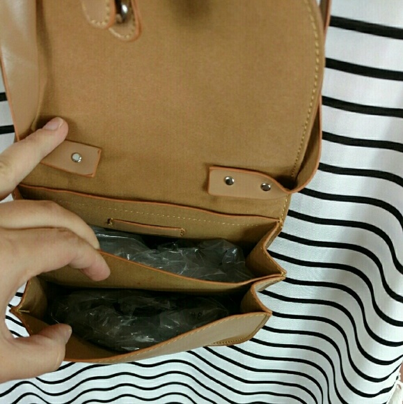 🌱EMBROIDERED MINI🌿🌱 - Picture 7 of 8