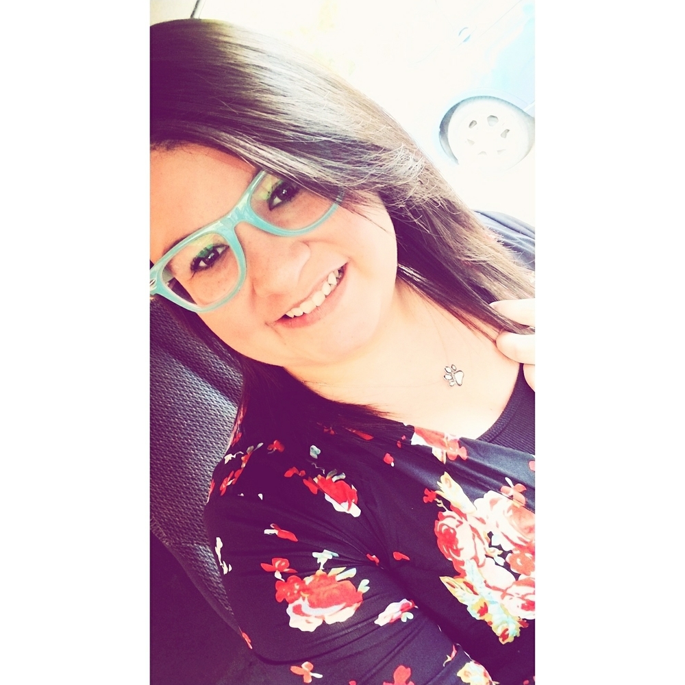 Meet your Posher, Laura