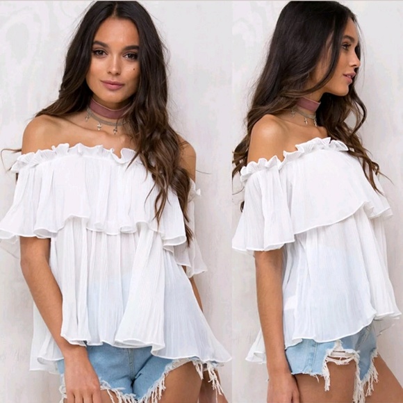 PM Editor Pick🌟NEW! White Ruffle Off Shoulder Top - Picture 5 of 6
