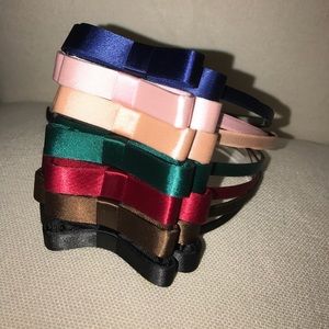 SOLD - Set with 7 headbands in different colors