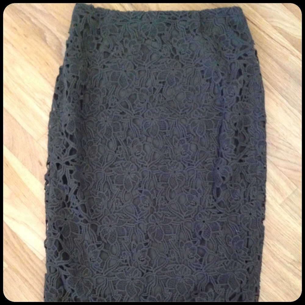 Stylestalker Thalia Lace Skirt - Picture 4 of 6