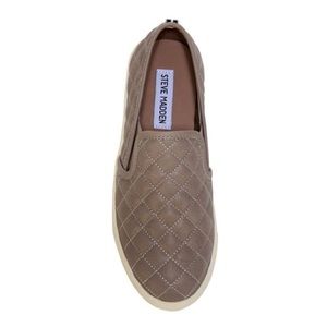 Steve Madden Slip-ons