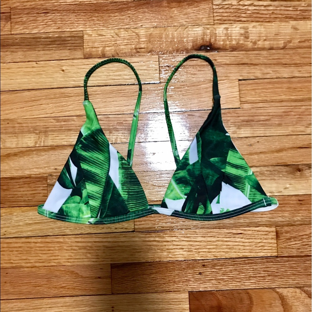 New! Stone Fox Swim banana leaf print bikini top