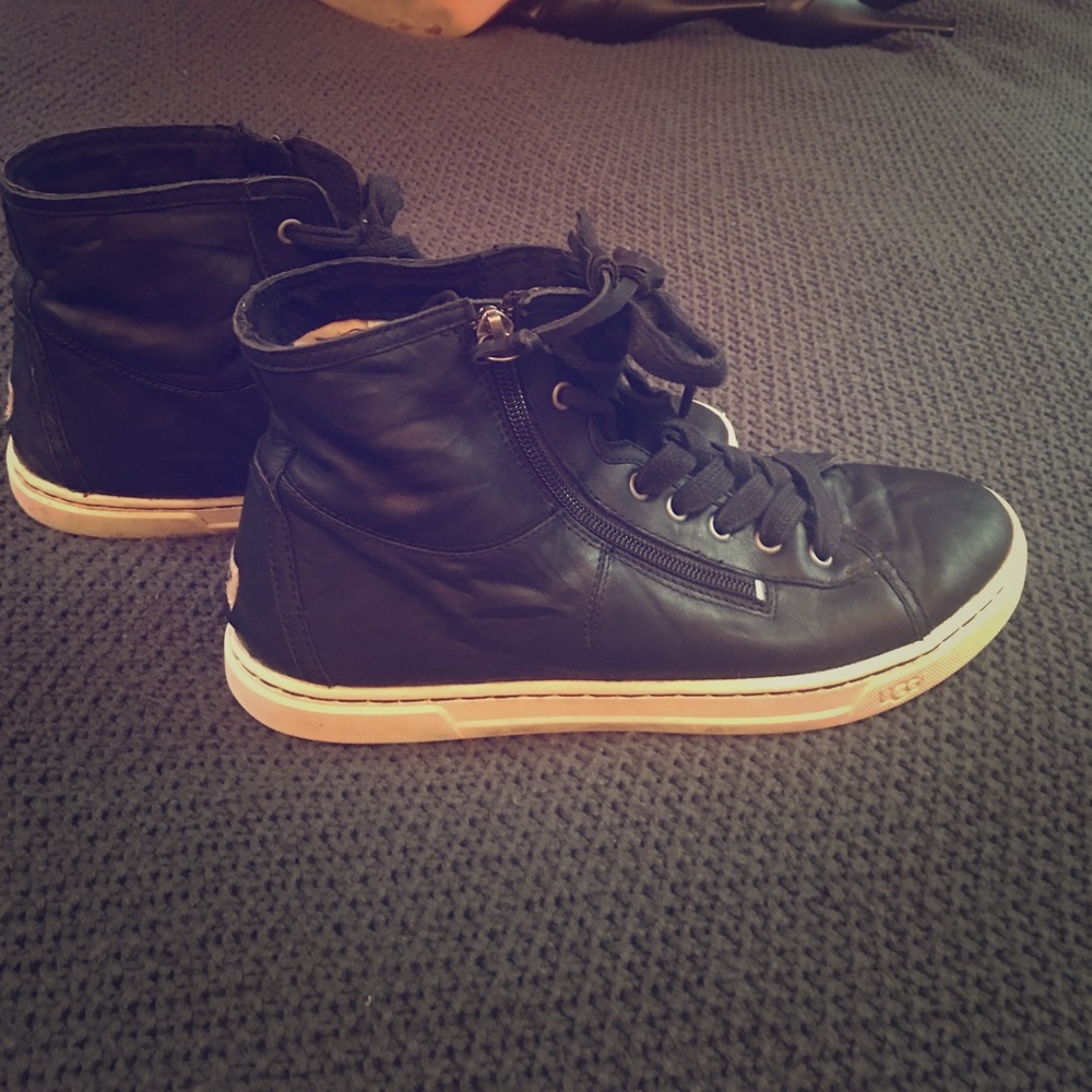 Black ugg leather sneakers