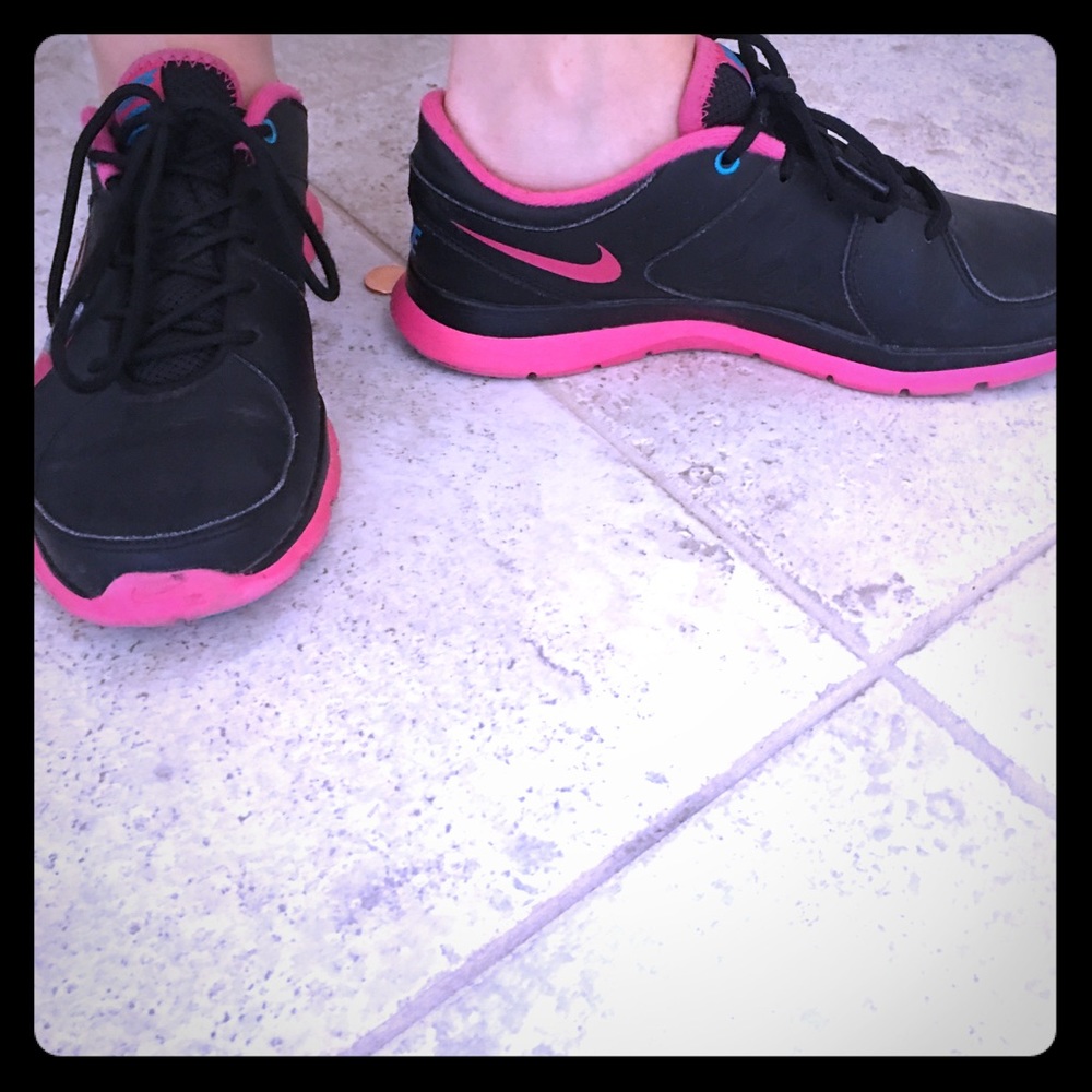 Black and pink Nikes
