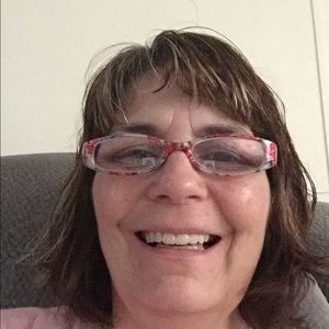 Meet your Posher, Robin