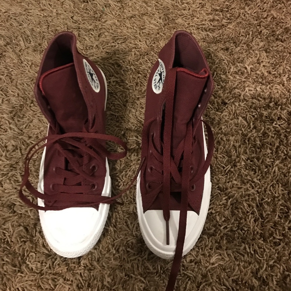 Maroon chuck taylors
