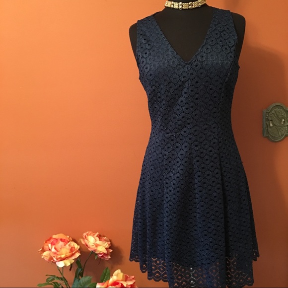 Sharagano Dresses & Skirts - Navy Blue V-Neck Sleeveless Eyelet Dress