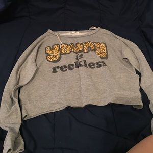 FOREVER 21 Gray crop top