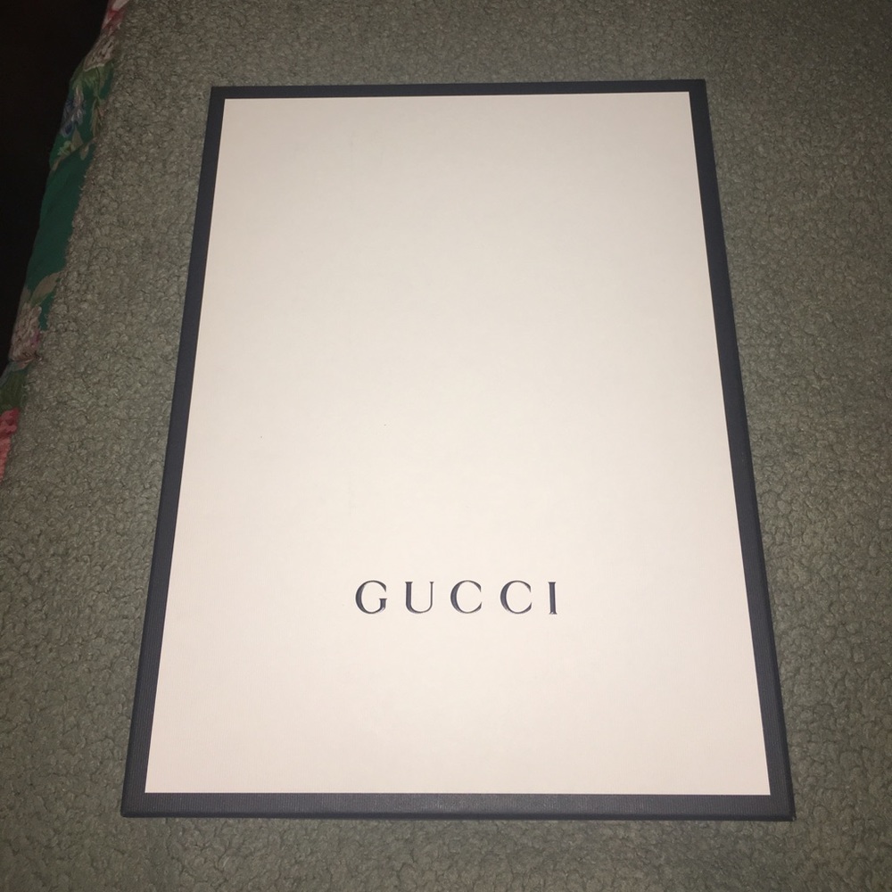 Gucci box