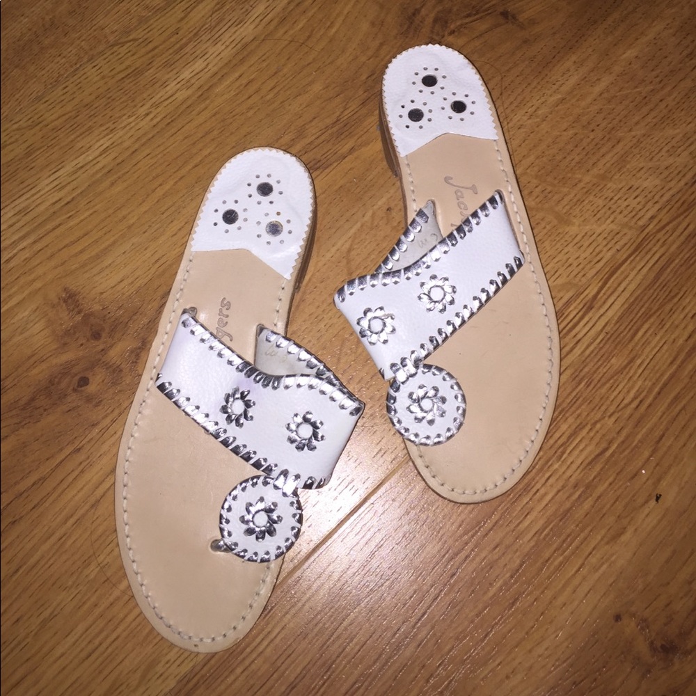 NEW WHITE AND SILVER JACK ROGERS