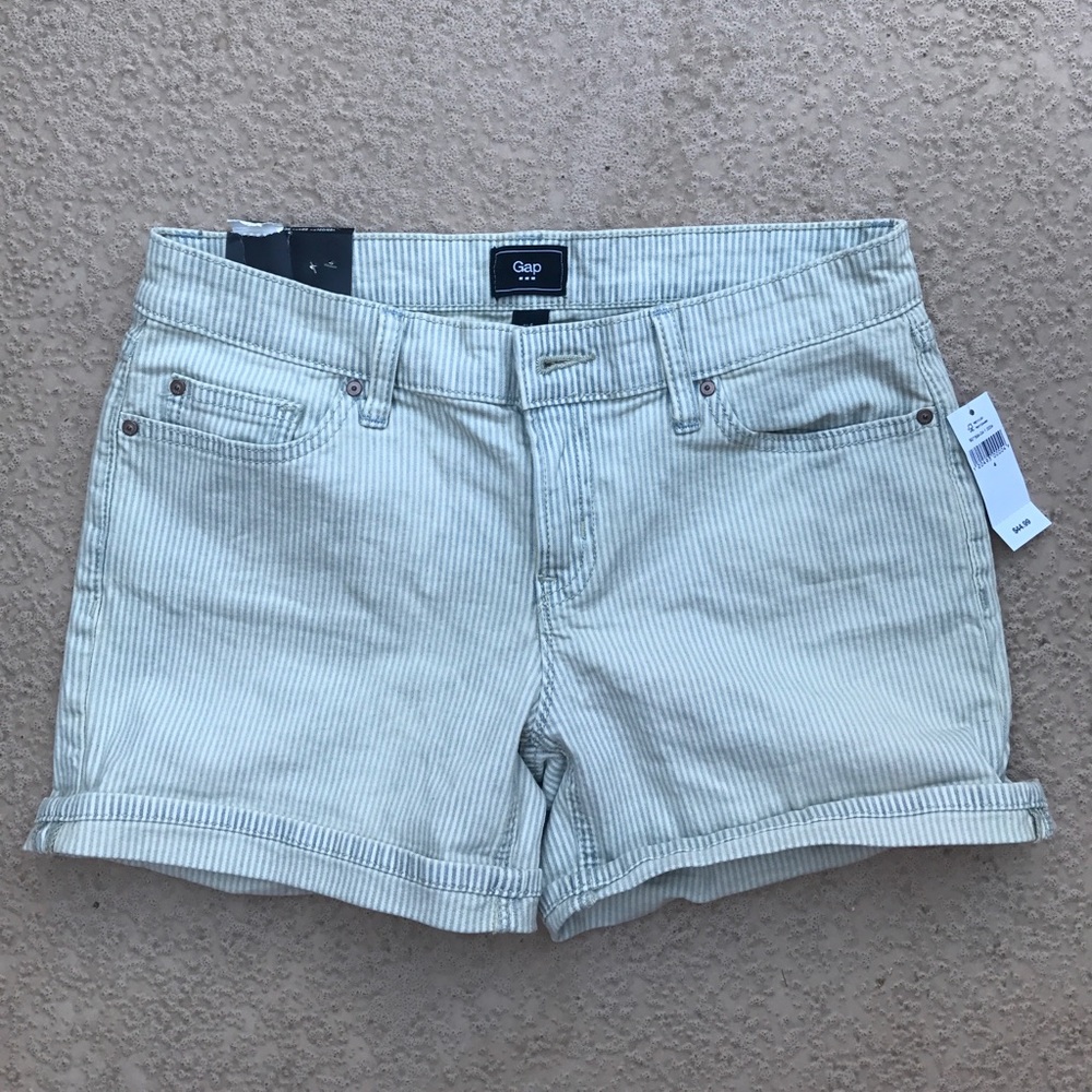 NWT Gap Railroad Stripe Denim Roll Shorts