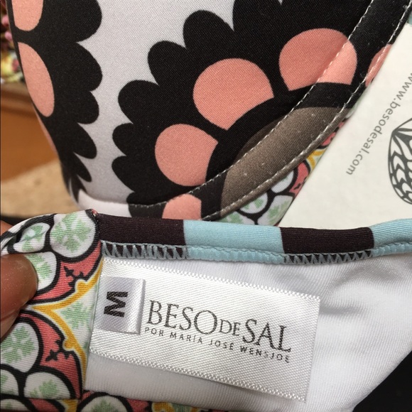 Beso de Sal Bikini Top - Picture 7 of 7