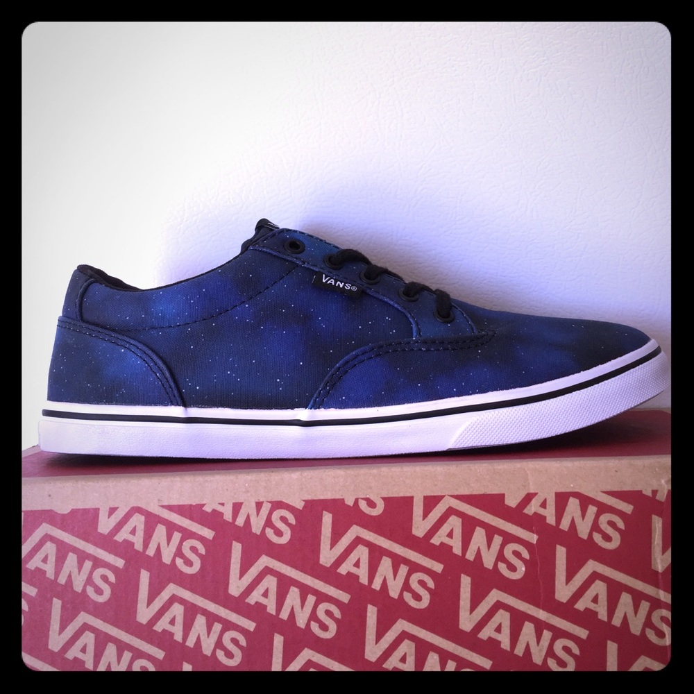 🚨1DAYSALE🚨 Vans Winston Galaxy 🌌 Print!!!