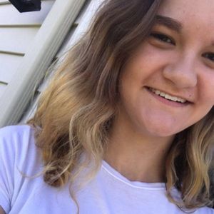 Meet your Posher, Lindsey