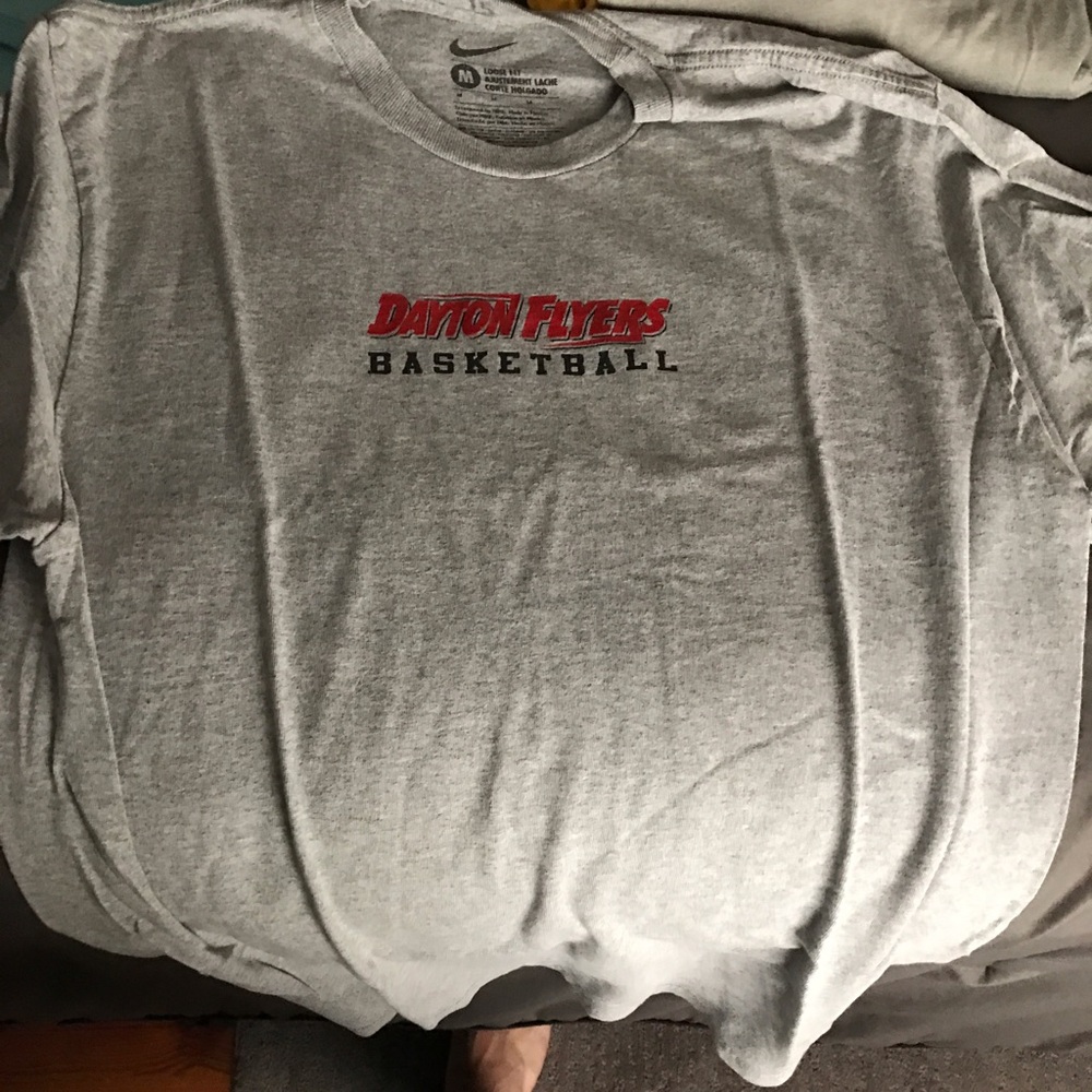 Nike Dayton Flyers tee