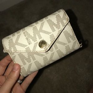 Authentic micheal Kors wallet