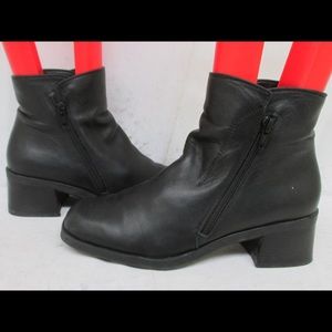 Nine West "Davnia" Black Ankle Boots  sz 5.5