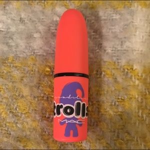 Limited edition TROLLS MAC💜Midnight💙Troll(matte)